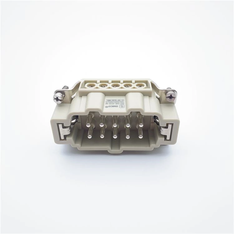 enchufe y toma industrial de 500 V