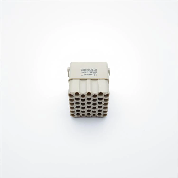 Conector de 42 pines